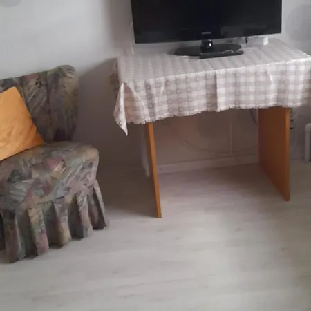 Fischer Gæstehus 2*